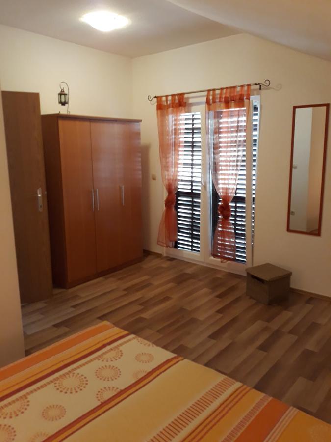 Apartment Rozalija Sibenik Ngoại thất bức ảnh